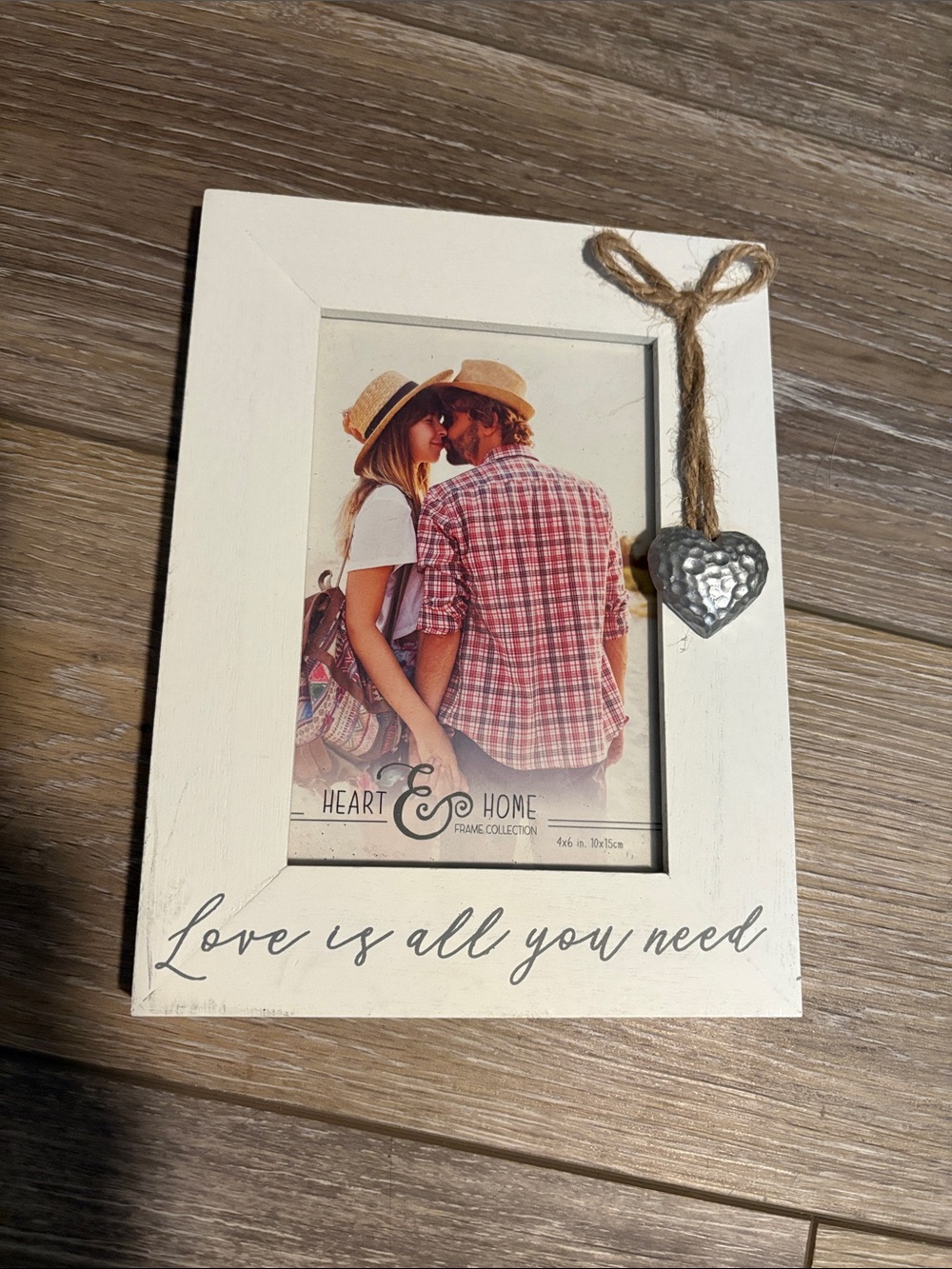 'Love is All You Need' Photo Frame for 4x6  NWT